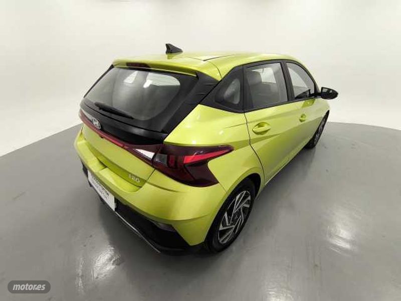 hyundai i20 1.2 mpi klass de 2025 con 1.200 km por 16.200 eur. en barcelona foto grande (2)