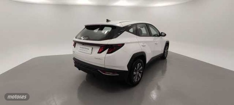 hyundai tucson 1.6 tgdi klass 4x2 de 2024 con 16.096 km por 23.900 eur. en barcelona foto grande (2)