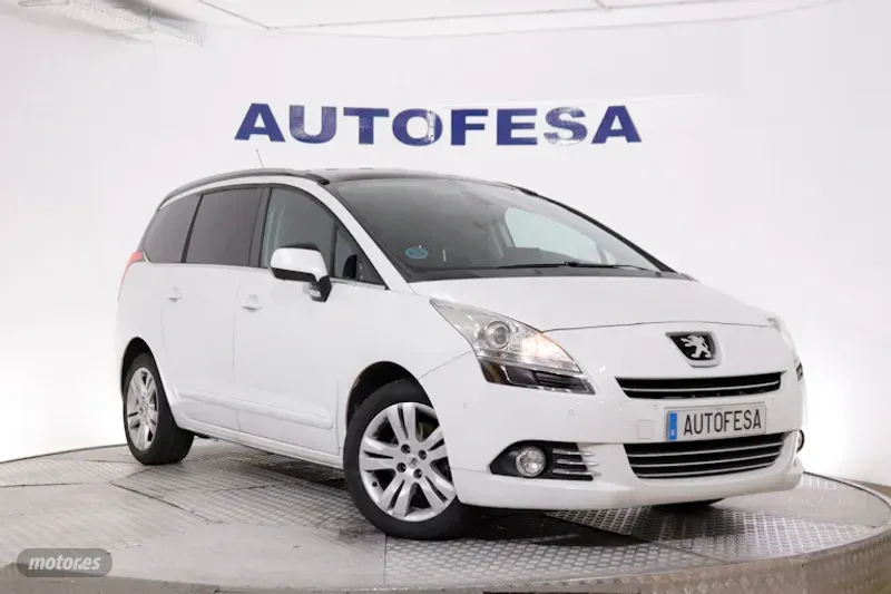 peugeot 5008 2012 / 141.700km. foto grande (3)
