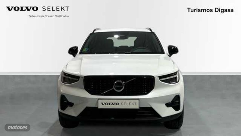 volvo xc40 2025 / 10km. foto grande (3)