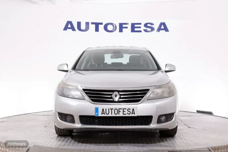 renault latitude 2011 / 123.517km. foto grande (2)