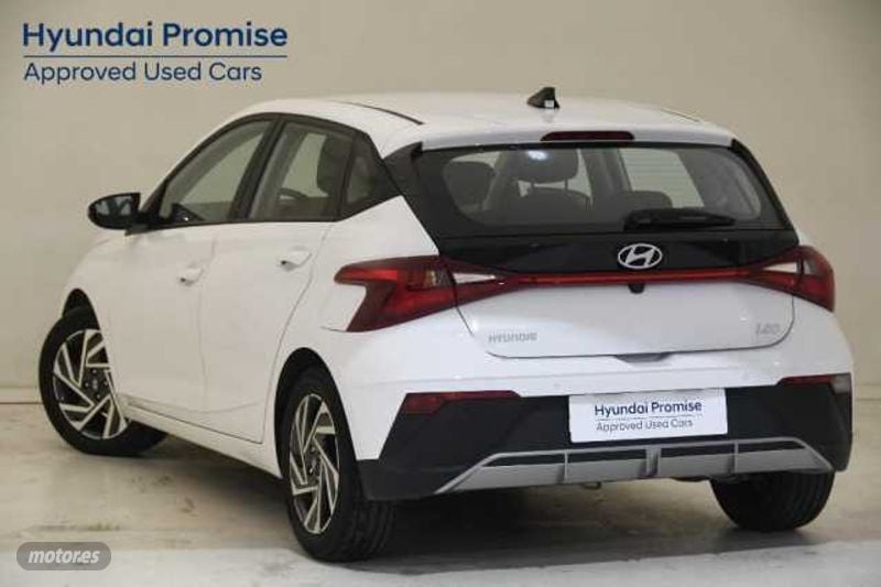 hyundai i20 1.2 mpi klass de 2024 con 9.203 km por 17.900 eur. en huelva foto grande (3)
