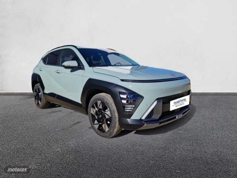 hyundai kona 1.6 gdi tecno dt de 2024 con 6.439 km por 30.900 eur. en huelva foto grande (3)