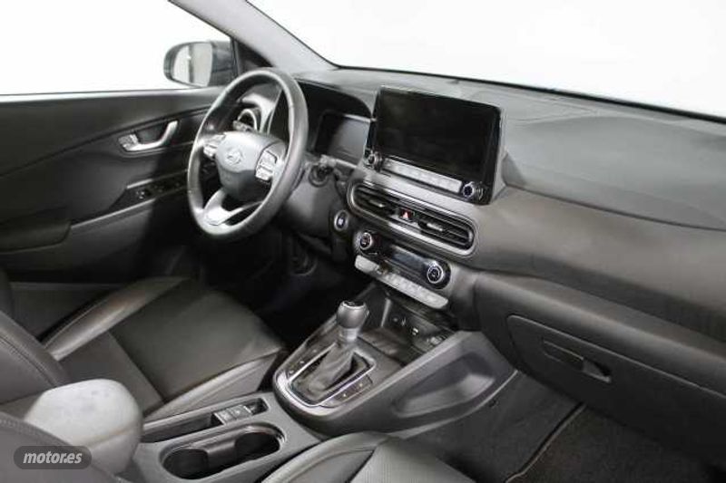 hyundai kona 1.6 gdi dt style sky de 2021 con 13.127 km por 23.400 eur. en barcelona foto grande (3)