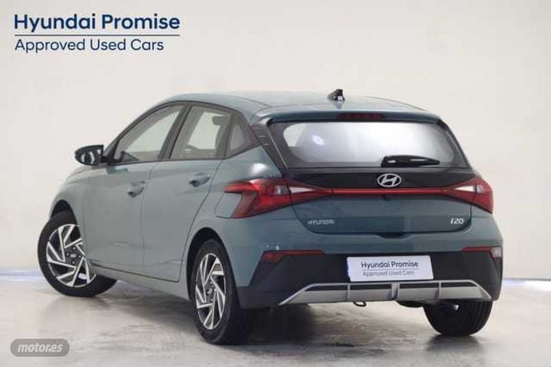 hyundai i20 1.2 mpi klass de 2024 con 13.648 km por 18.600 eur. en baleares foto grande (3)