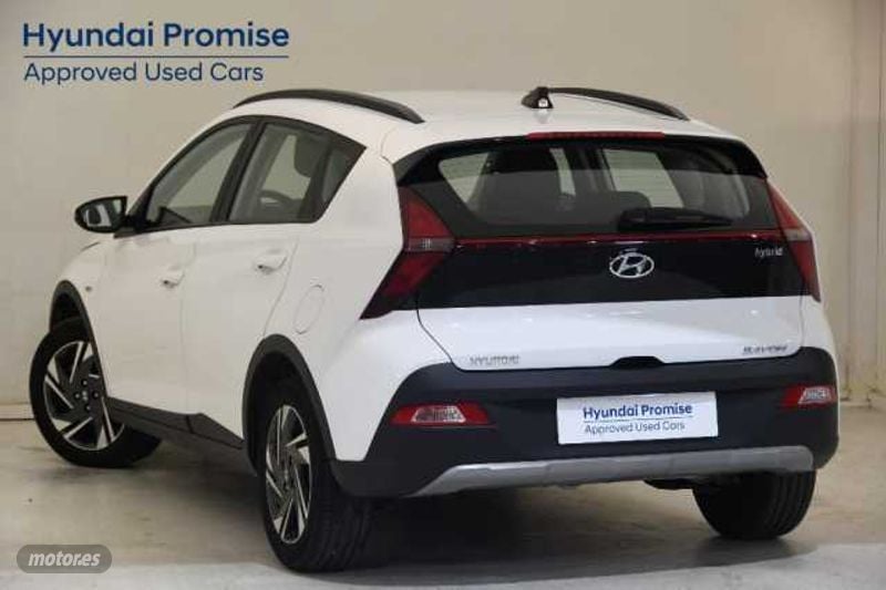 hyundai bayon 1.0 tgdi 48v maxx de 2024 con 24.812 km por 18.500 eur. en girona foto grande (3)