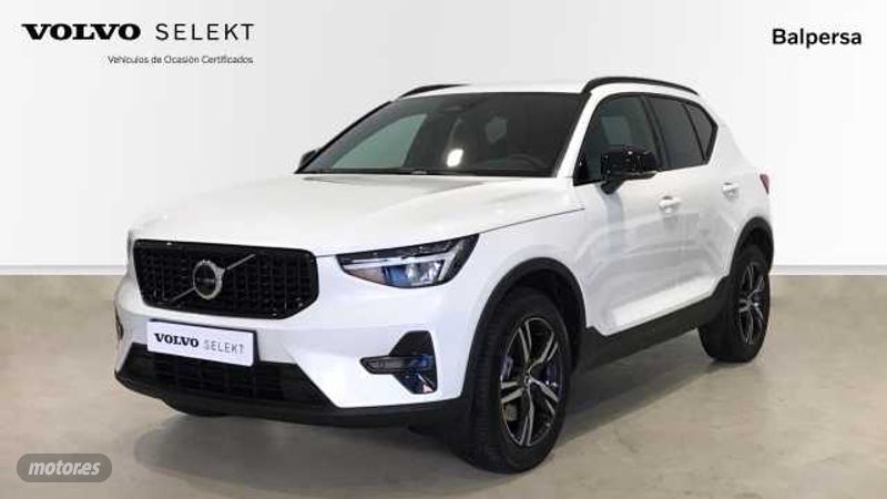 volvo xc40 2025 / 10km. foto grande (2)