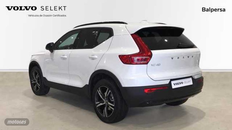 volvo xc40 2025 / 10km. foto grande (3)