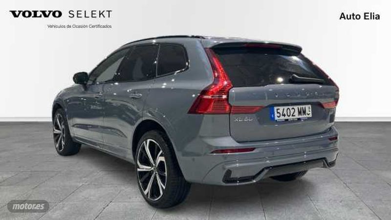 volvo xc 60 2023 / 31.704km. foto grande (2)