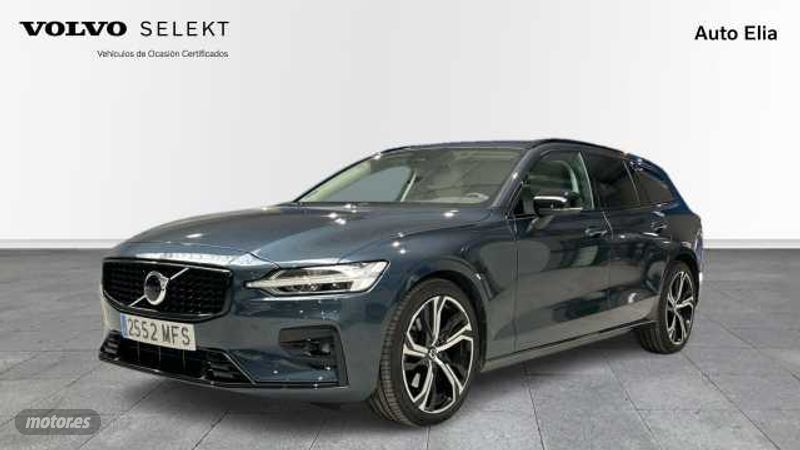 Foto volvo v 60 2023 / 40.000km.