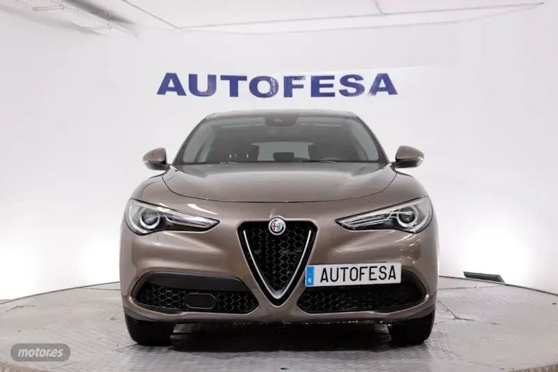 alfa romeo stelvio 2019 / 70.900km. foto grande (2)
