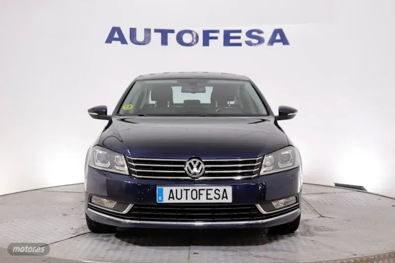 volkswagen passat 2013 / 231.000km. foto grande (2)
