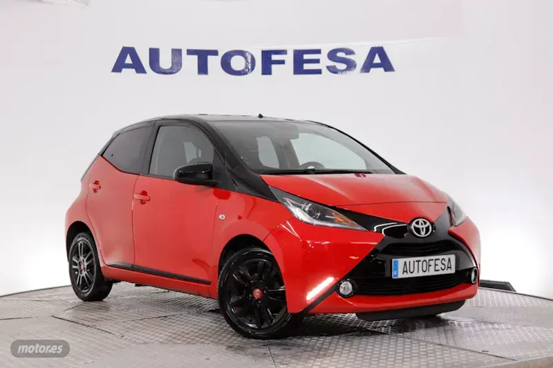 toyota aygo 2017 / 81.300km. foto grande (3)