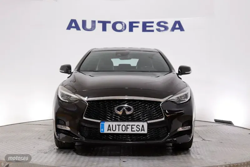 infiniti q30 2016 / 155.400km. foto grande (2)