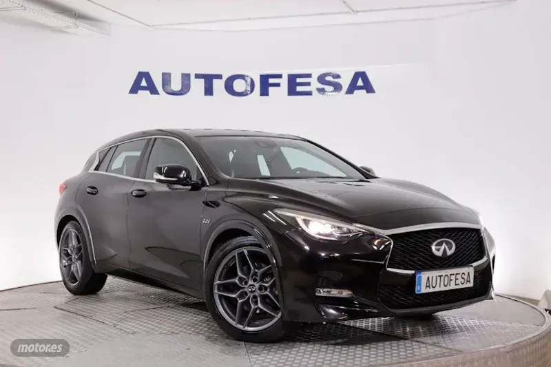 infiniti q30 2016 / 155.400km. foto grande (3)
