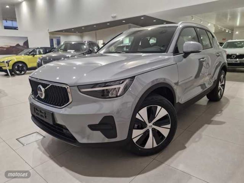 volvo xc40 2024 / 4.900km. foto grande (2)