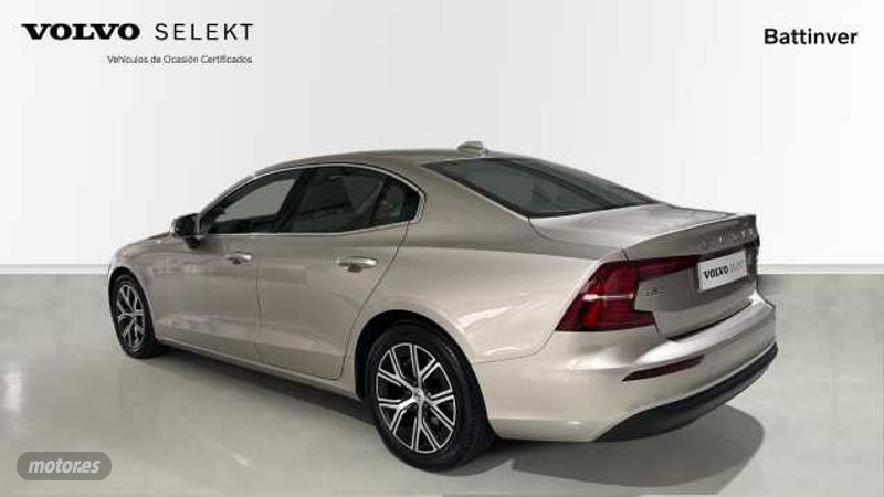 volvo s60 2023 / 37.659km. foto grande (3)
