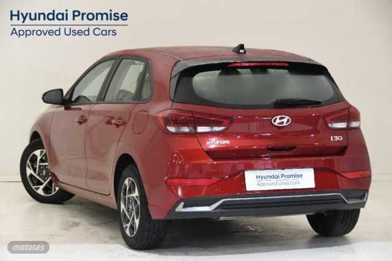 hyundai i30 1.0 tgdi klass 48v 100 de 2024 con 5.662 km por 23.500 eur. en baleares foto grande (3)