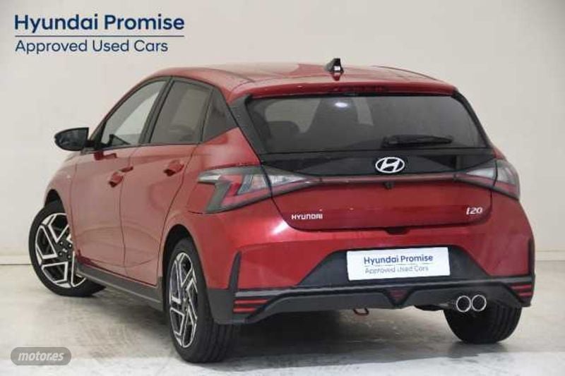 hyundai i20 1.2 mpi n line de 2024 con 7.378 km por 19.990 eur. en a coruna foto grande (3)