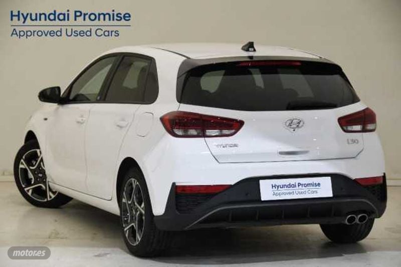 hyundai i30 1.0 tgdi n line 30a 120 de 2024 con 20.705 km por 20.990 eur. en asturias foto grande (3)