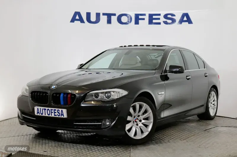 Foto bmw serie 5 2011 / 207.000km.