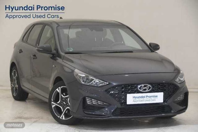 hyundai i30 1.0 tgdi n line 30a 120 de 2024 con 13.978 km por 21.900 eur. en valencia foto grande (2)