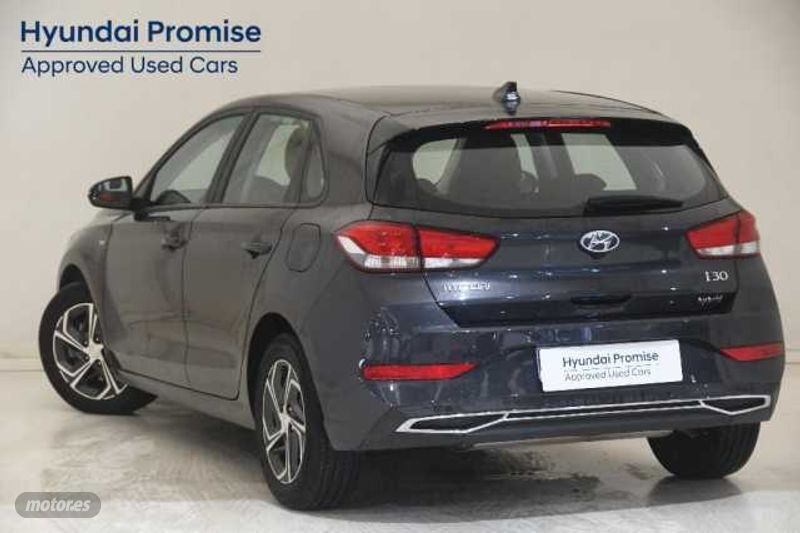 hyundai i30 1.0 tgdi klass lr 48v 120 de 2024 con 17.674 km por 20.000 eur. en granada foto grande (3)