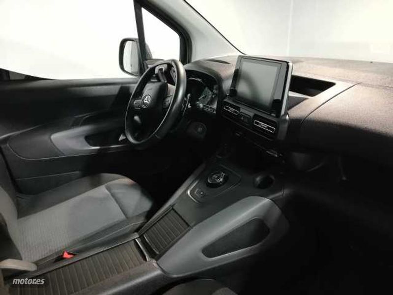 toyota proace city verso proace city family l1 1.2 5pl. advance 130 aut. de 2021 con 55.190 km por 22.990 eur. en madrid foto grande (3)