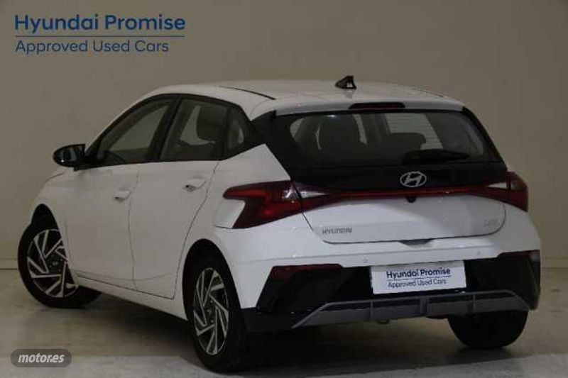 hyundai i20 1.0 tgdi klass 100 de 2024 con 20.912 km por 19.500 eur. en alicante foto grande (3)