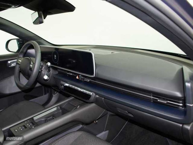 hyundai ioniq 6 ioniq 6 111kw light rwd de 2024 con 2.000 km por 37.990 eur. en cadiz foto grande (3)