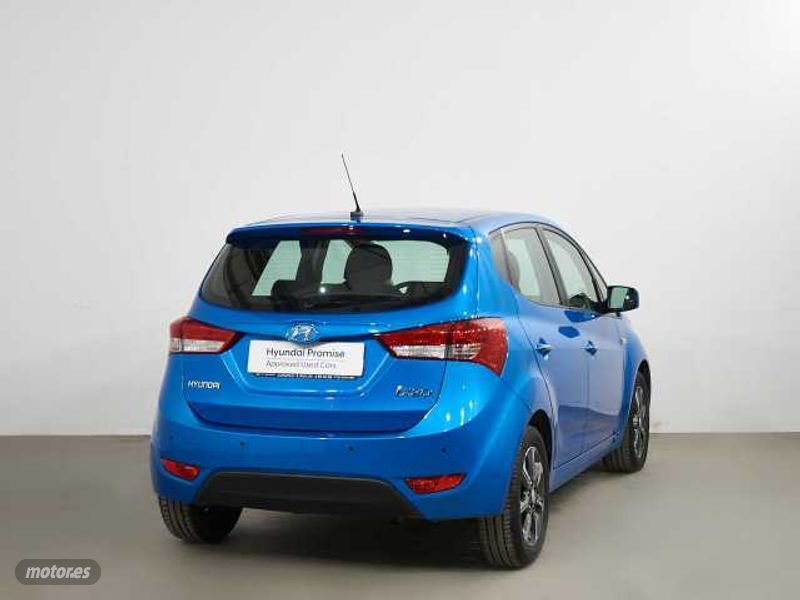 hyundai ix20 ix20 1.4crdi bd 25 aniversario 90 de 2018 con 68.700 km por 11.990 eur. en cadiz foto grande (2)