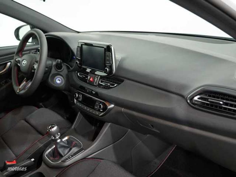 hyundai i30 2024 / 17.000km. foto grande (3)