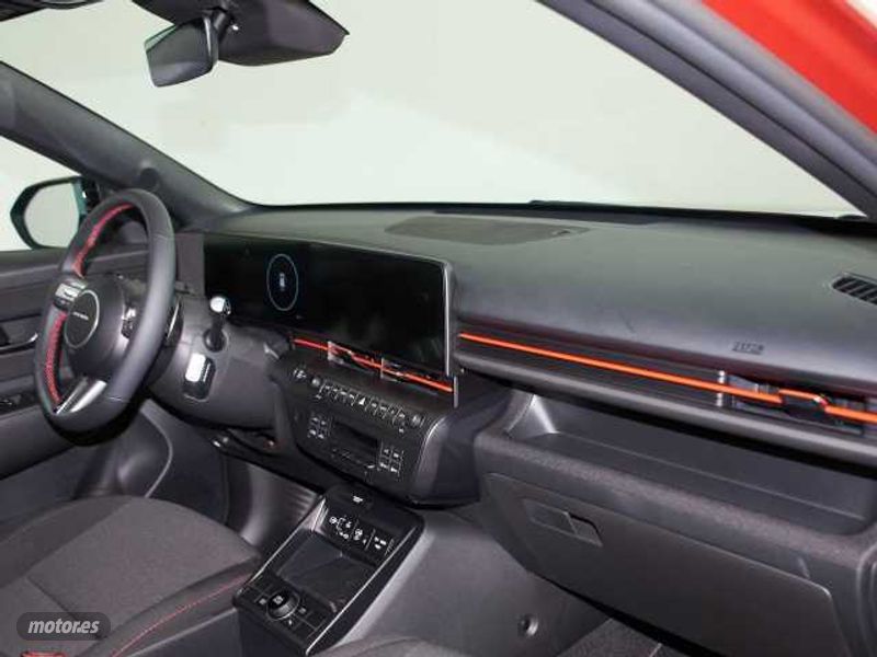 hyundai kona 1.6 gdi nline dt de 2024 con 9.000 km por 30.990 eur. en cadiz foto grande (3)