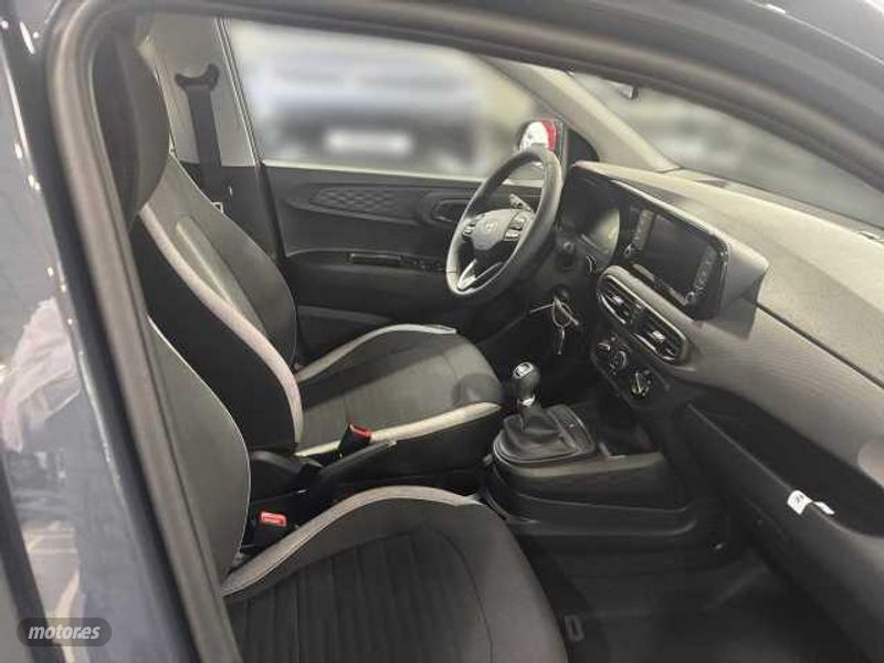 hyundai i10 1.0 mpi klass de 2025 con 12 km por 16.990 eur. en cadiz foto grande (3)