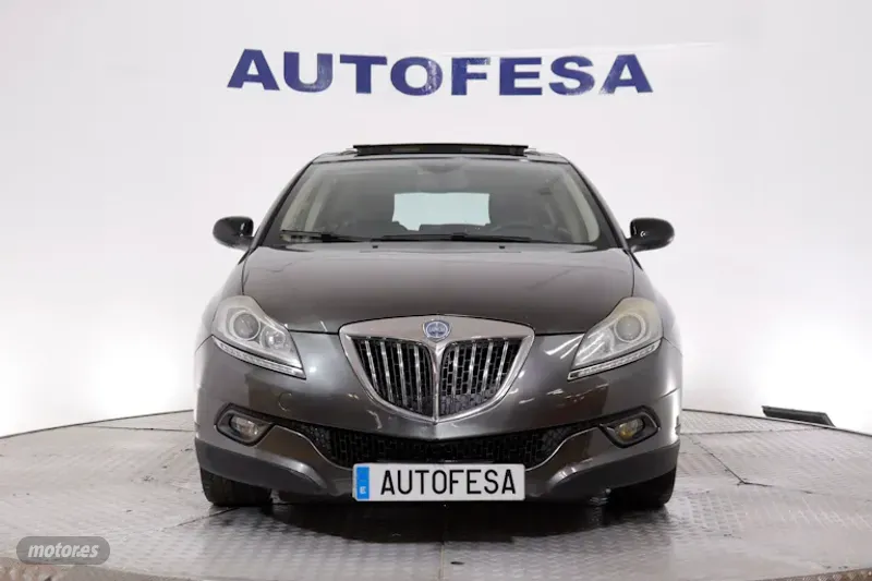 lancia delta 2010 / 97.100km. foto grande (2)