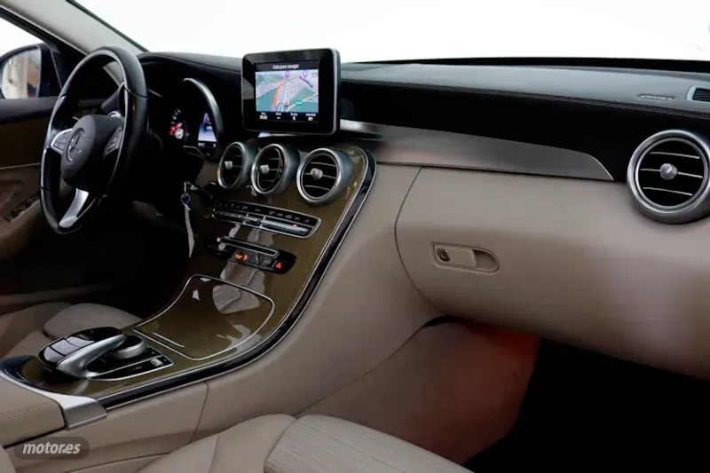 Mercedes Clase C - foto 12