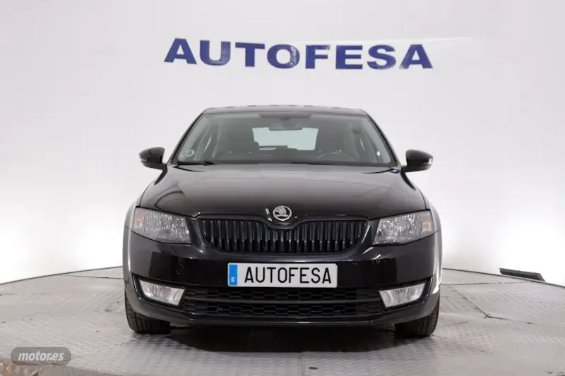 skoda octavia 2015 / 165.500km. foto grande (2)