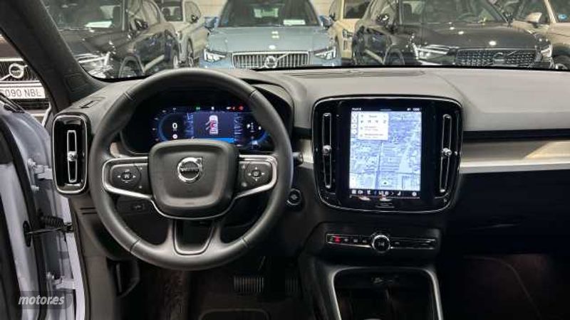 Volvo XC40 - foto 12