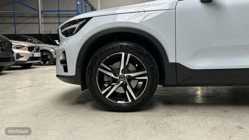 Volvo XC40 - foto 14