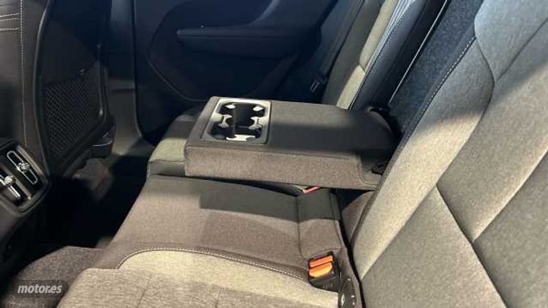 Volvo XC40 - foto 29