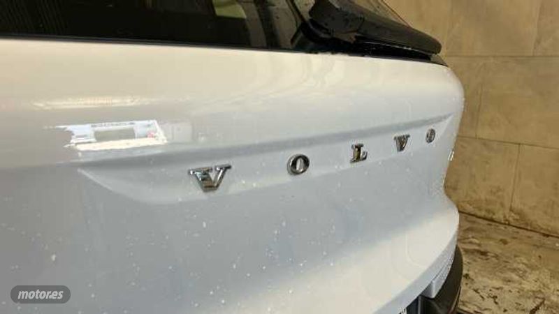Volvo XC40 - foto 30