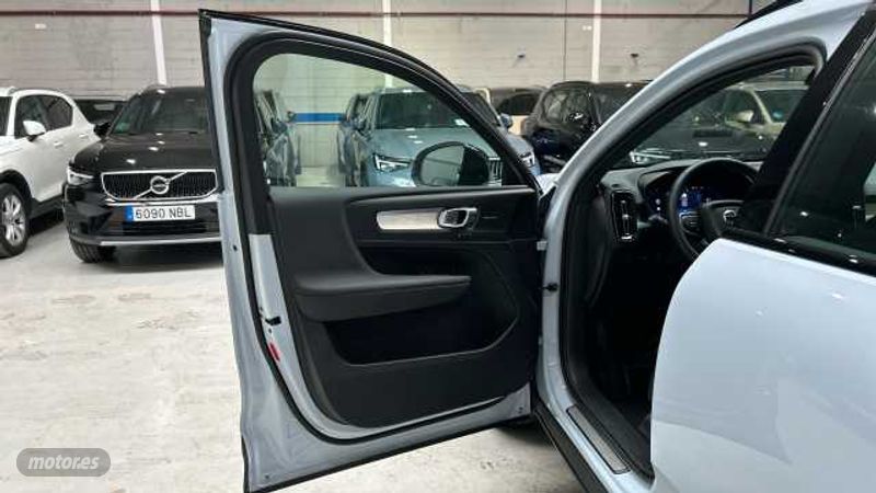 Volvo XC40 - foto 36