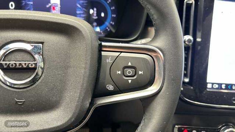 Volvo XC40 - foto 42