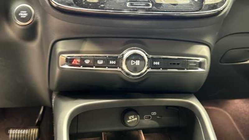 Volvo XC40 - foto 44