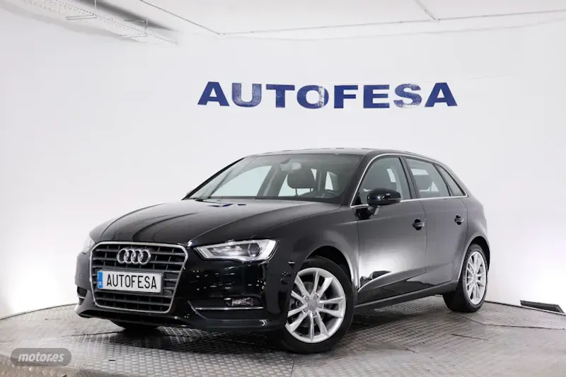 audi a3 2015 / 89.900km.