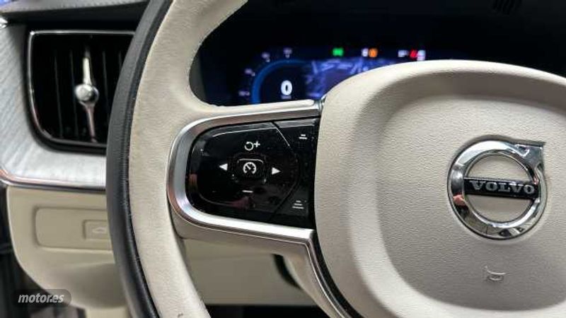Volvo XC 60 - foto 17