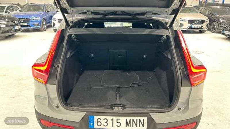 Volvo XC40 - foto 11