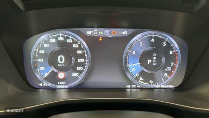 Volvo XC40 - foto 13