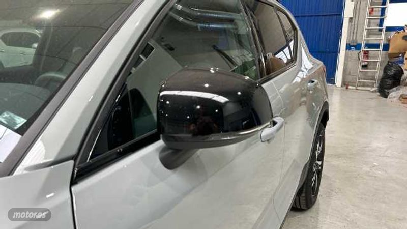 Volvo XC40 - foto 31