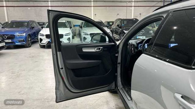 Volvo XC40 - foto 39